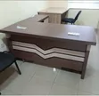Teburin Ofis Mai Inganci da Aljihun Buɗewa - 1