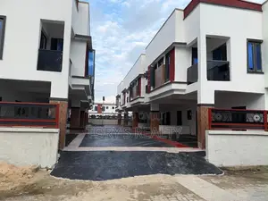 4-Bedroom Townhouse/Terrace in Lekki Phase 2 for Sale