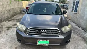 Toyota Highlander V6 2009 Gray