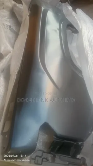 Bakin Fendin Toyota Hilux 2026