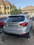 Hyundai Tucson 2013 Silver - 2