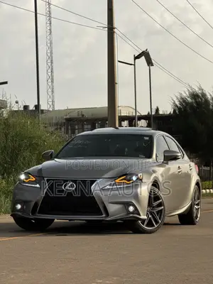 2016 Lexus IS 350 AWD Black