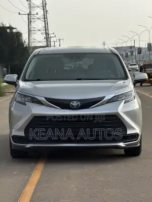 Toyota Sienna Hybrid 2022