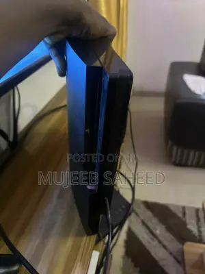 PS3 Slim Game Console with Controller