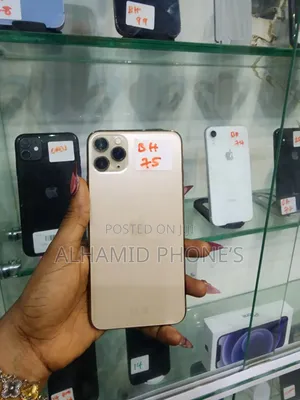 Apple iPhone 11 Pro Max 64GB Gold