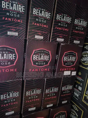 Luc Belaire Rose Giɗa-gidar Ruwa