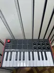 Akai MPK Mini MIDI Keyboard - 1