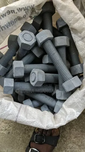 1" x 160mm Hot-Dip Galvanised Stud Bolt