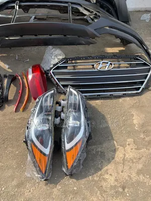 2017 Hyundai Elantra Headlamp (Hagu/Dama)