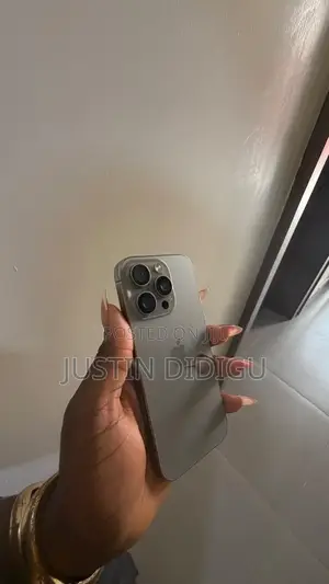 Apple iPhone 16 Pro 256GB Grey