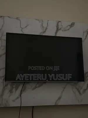 39-Inch JVC Smart TV