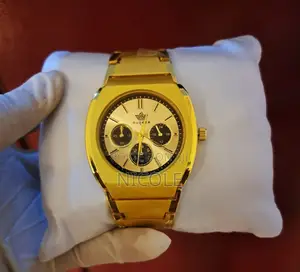 Dubai Gold Luxury Wristwatch