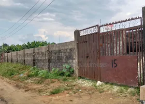 Ginin Kasuwanci Mara Kammalawa Don Siyarwa, Port Harcourt