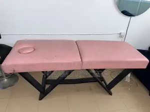 Used Lashes Bed