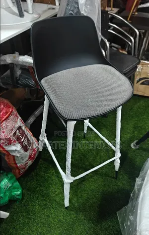 Standard Plastic Padded High Barstool