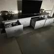 Home Interiors Gray TV Console Mai Ɓoye-ɓoye - 4