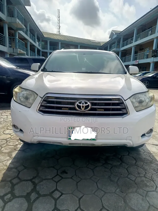 Toyota Highlander 2010 Fari - 1