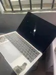 Apple MacBook Pro 2017 8GB RAM, 512GB SSD - 1