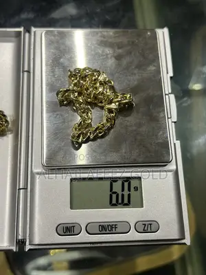 18 Karat Gold 750 Hand Chains - Salon Cuban