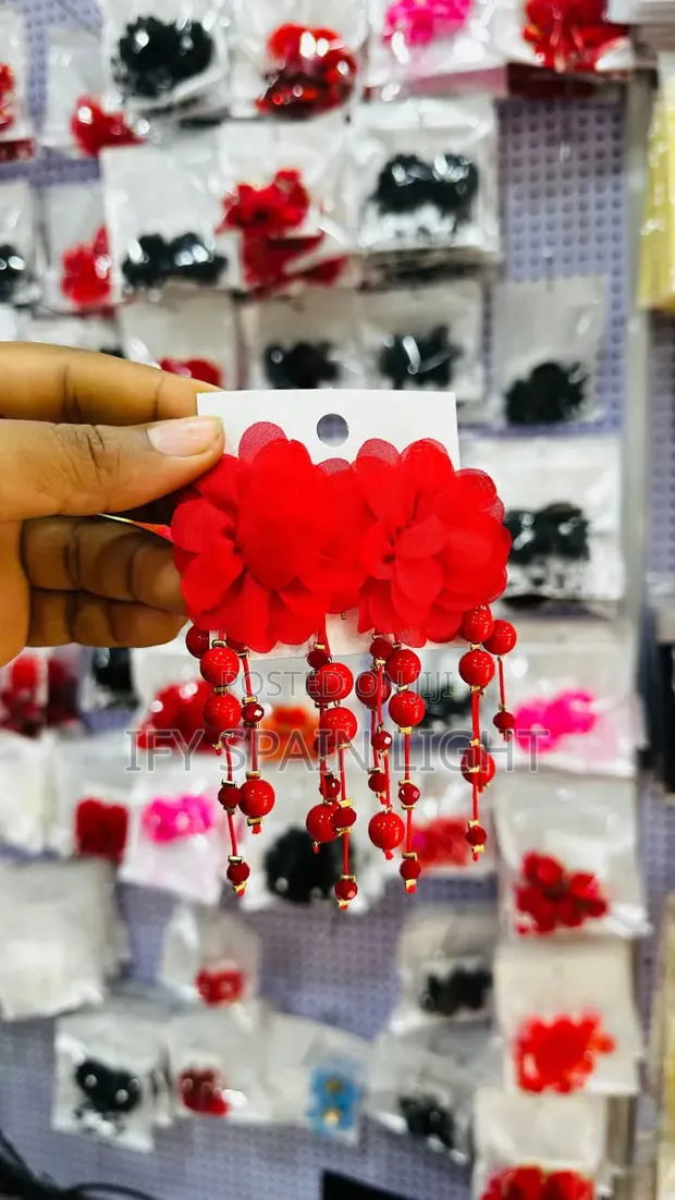 Zyconia Pearl Earrings - 1