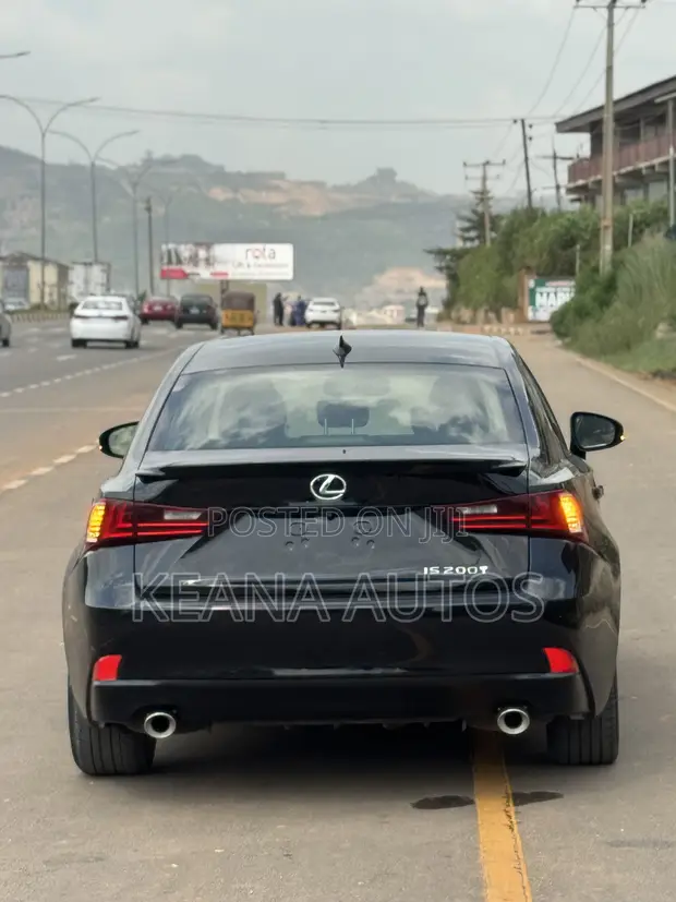 Lexus IS 200t 2016 Baki - 1