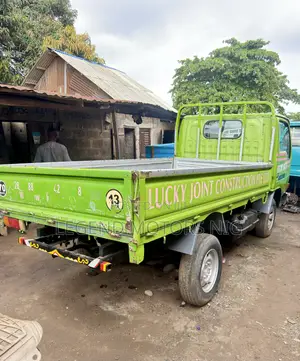 Nissan Cabstar Jirgin Man Fetur - Japan