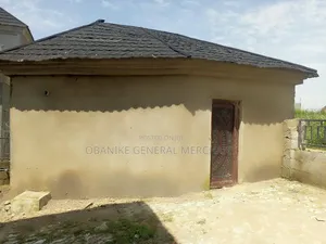 Siyarwa don Hayarwa a Lugbe, Abuja