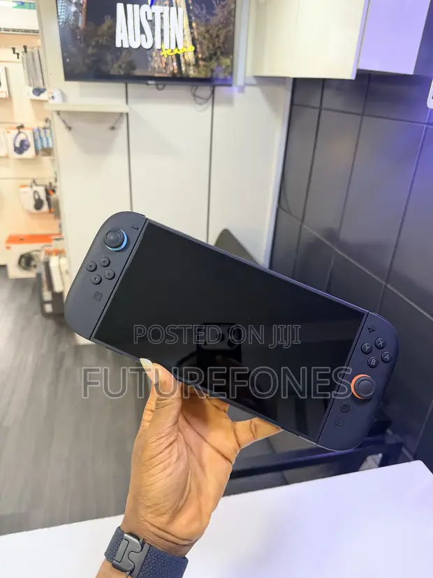Nintendo Switch 2 (Used) - 1