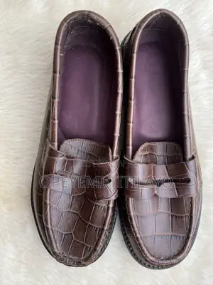 Custom Brown Croc-Embossed Leather Loafers