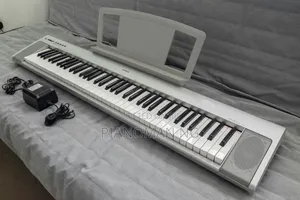 Yamaha NP30 Electronic Keyboard