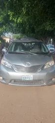 Toyota Sienna 2011 Grey - 5