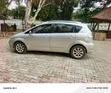 Toyota Verso 2010 Silver - 2