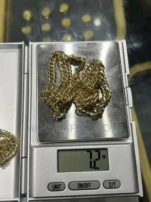 18 Karat Gold Cuban Neck Chain - 750 Italy