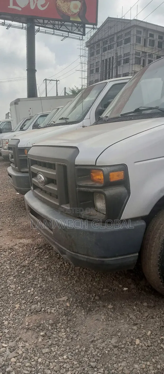 Ford E250 Cargo Van 2014 White - 1