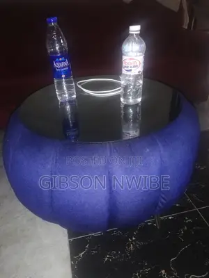 Boss Office Products Blue Glossy Finish Round Center Table