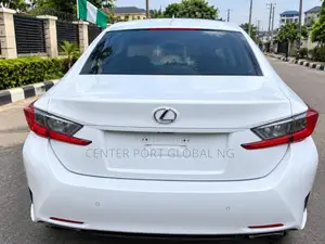 Lexus RC 350 AWD 2015 Fari