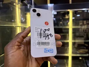 Apple iPhone 13 256GB White (An Rika Amfani Da Shi)