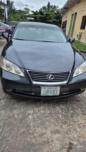 Lexus ES 350 2010 Shuɗi