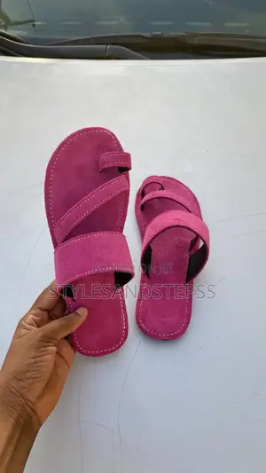 Sleek Suede Flat Slippers - Pink