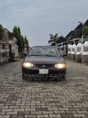 Toyota Corolla LE 2002 Black