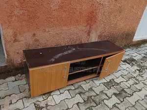 TV Console da Kujerar Mutum Daya Mai Amfani