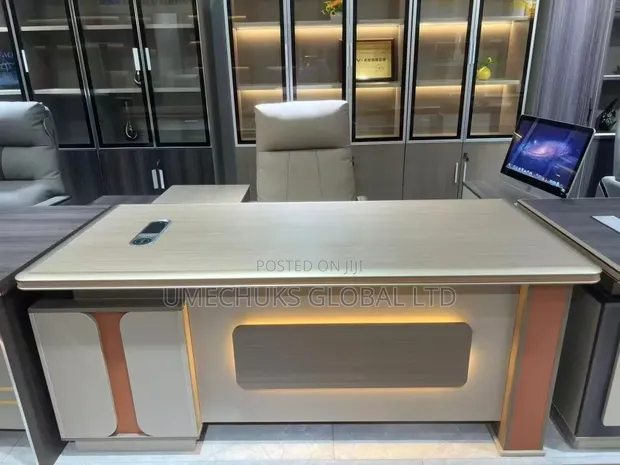 Executive Manager's/Director's Office Table Mai Hasken LED - 1