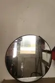 Madubi Mai Zagaye da Firam Baƙi - 2