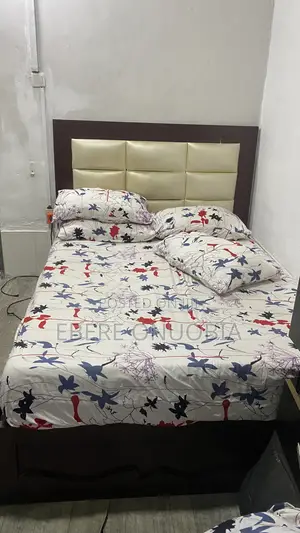4x6 HDF Bed Frame with Mattress