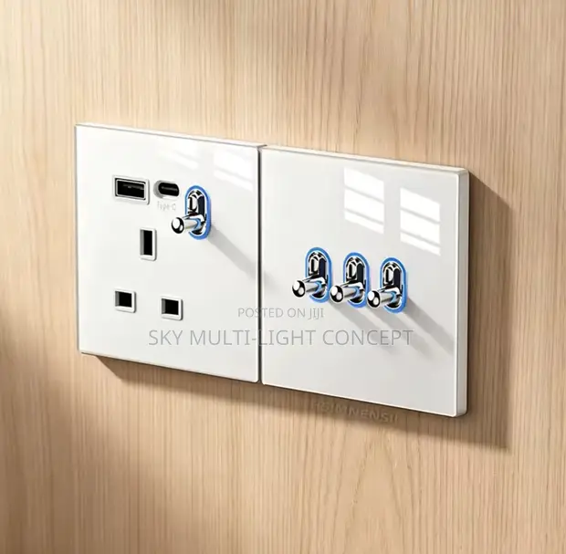 Luxury White Glass USB Wall Socket - 1