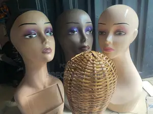 Wigging Tool Set (3 Mannequin Heads + 1 Weaved)