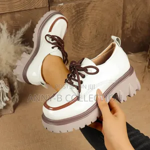 Takalmi Mai Kyau na Mata na Faux Leather