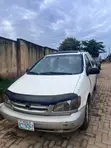 Toyota Sienna XLE 2001 Fari - 1