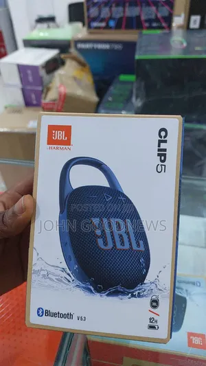 JBL Clip 5 Bluetooth Speaker - Brand New