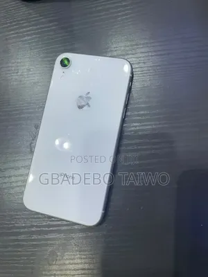 Apple iPhone XR 64GB Fari